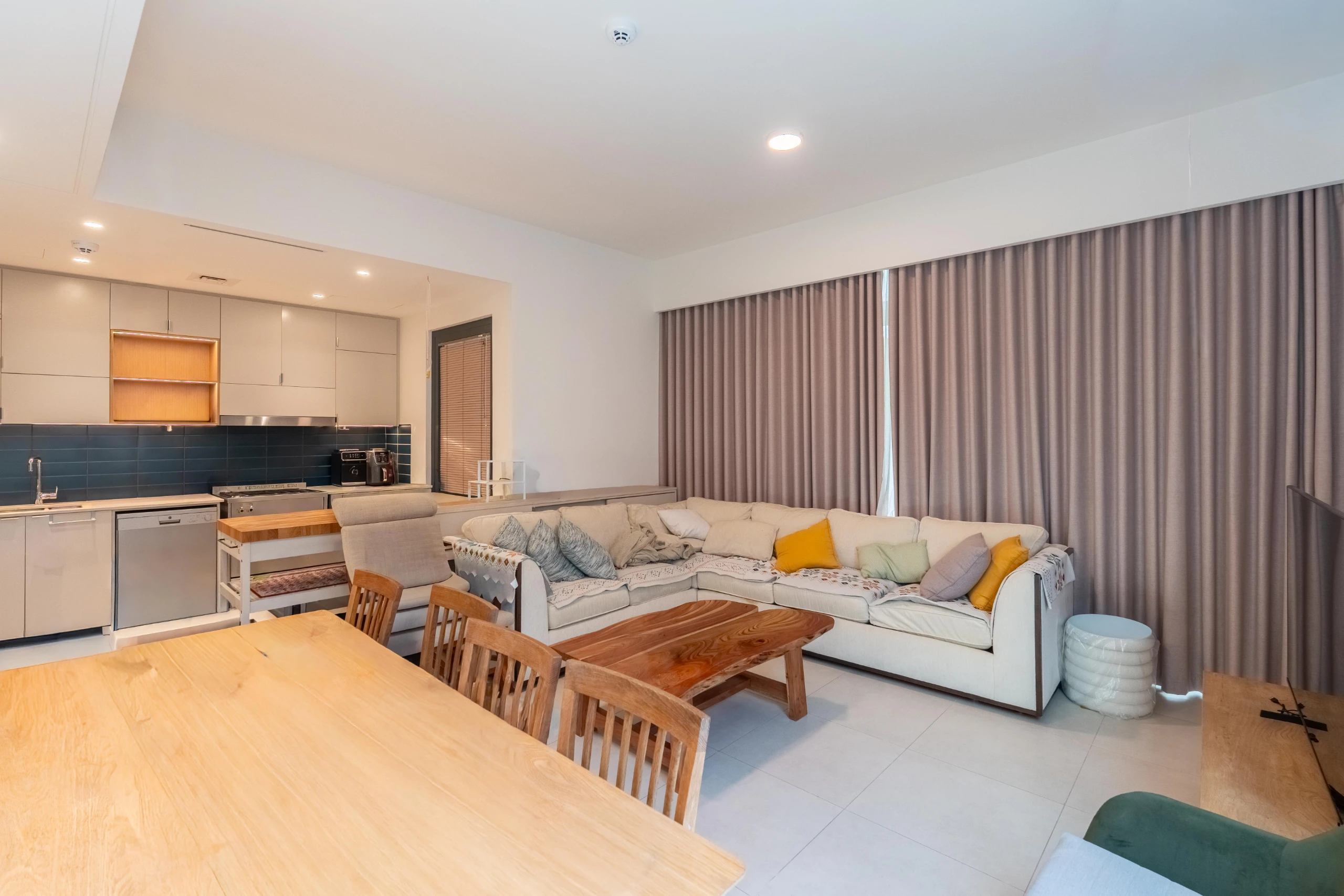 Living Room & Kitchen